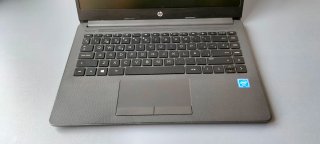 HP 240 G8 Notebook
