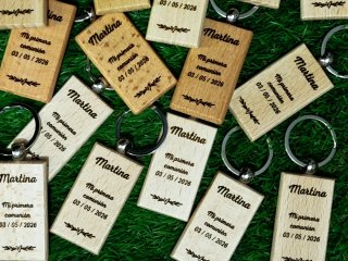 Llaveros madera personalizados equipos fútbol