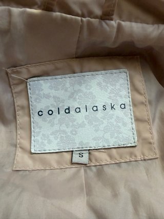 Chubasquero Cold Alaska beige con cinturón