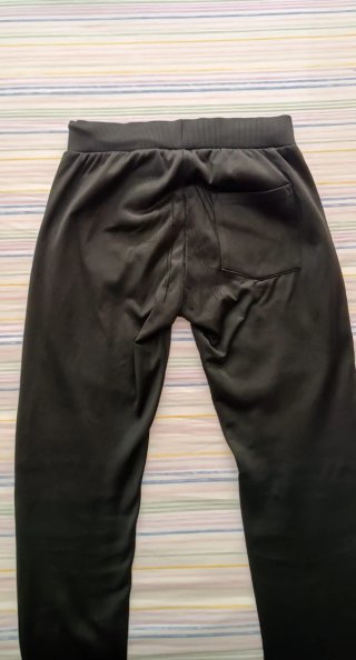 Pantalón Adidas deportivo