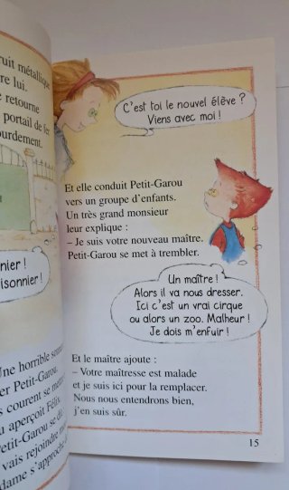 Loup-Rouge à l'école des enfants