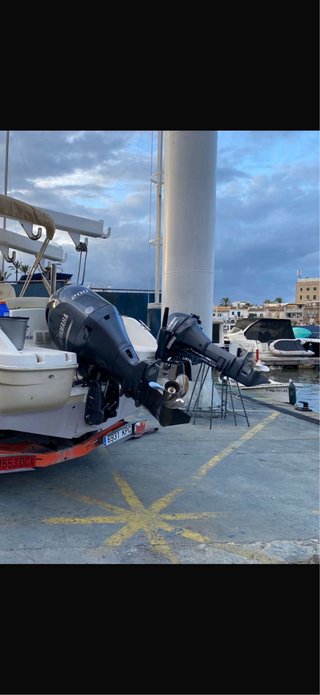 Barca Jeanneau Cap Camarat 635 Full Equip