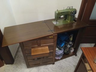 Máquina de coser Refrey Transforma