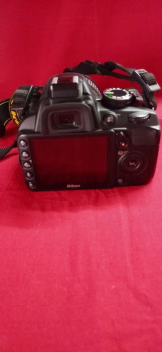 Nikon D3100 + Objetivos 50mm y 25mm + 3 Filtros