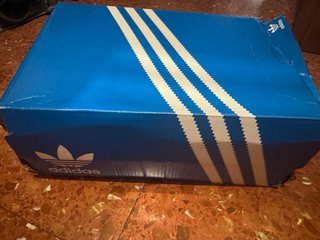Zapatillas Adidas Negras y Multicolor