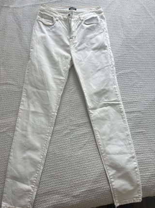 Pantalones vaqueros blancos