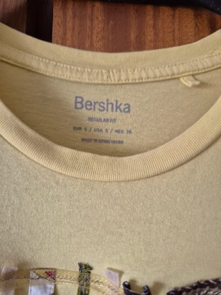 Camiseta Bershka customizada Talla M
