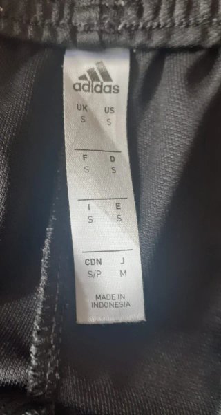 Pantalón deportivo Adidas negro