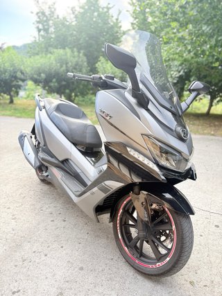 Daelim XQ1 125cc Maxi Scooter Automática