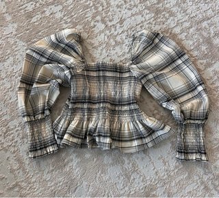 Blusa Zara cuadros escuadra manga abullonada