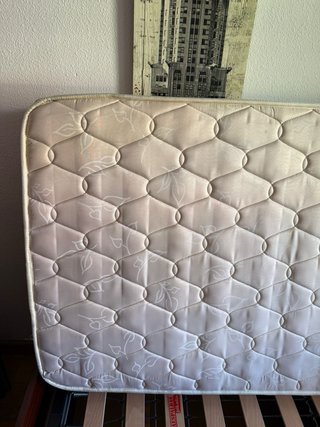 CAMA DE MADERA - REGALO DE COLCHÓN (80x1,90cm)
