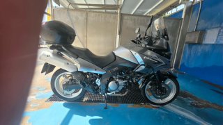 Suzuki V-Strom 650 Negra