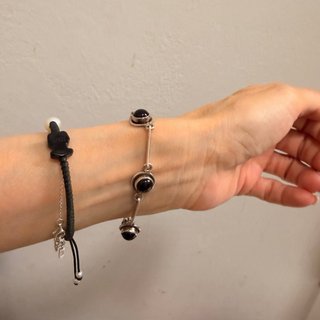 Pulsera Plata y Ónix Negra