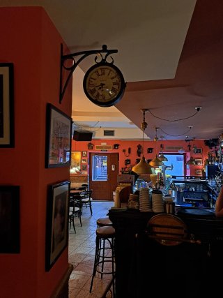 Mobiliario completo de bar