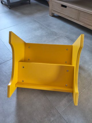 Banqueta Escalera Amarilla