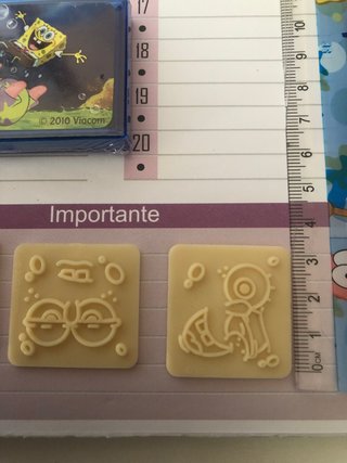 Bob Esponja: Caja y Sellos
