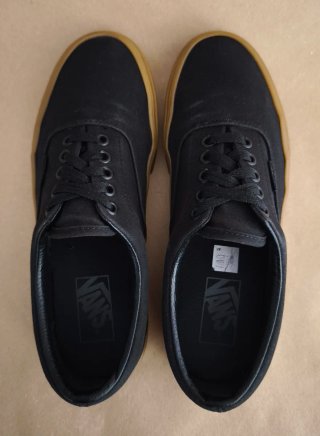 Zapatillas Vans Era Negras Goma Marrón Talla 39