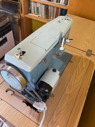 Máquina de coser Alfa Alfamatic 109