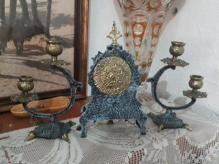 Reloj de mesa antiguo