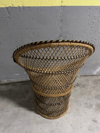 Asiento de mimbre redondo