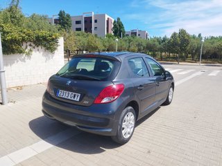 Peugeot 207 2010