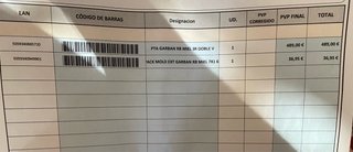 Puerta doble de madera con cristales GEOM GARBAN