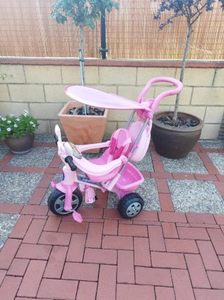 Triciclo para niña rosa