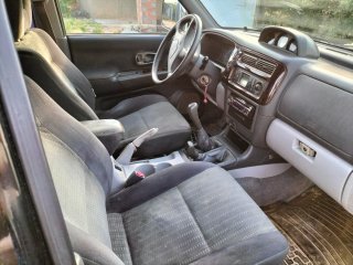 Mitsubishi Montero 2003