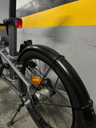 Bicicleta plegable Btwin gris negro