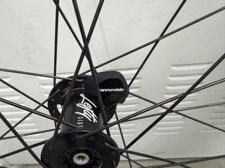 Ruedas 29 Stan’s NoTubes Crest S1, tubeless ready.