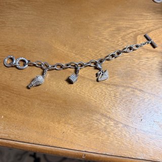 Pulsera Swarovski con charms