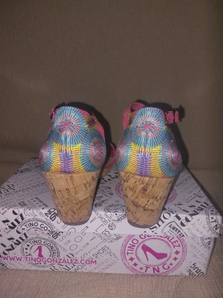 Sandalias cuña Tino Gonzalez multicolor