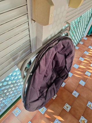 Silla circular plegable tipo hamaca