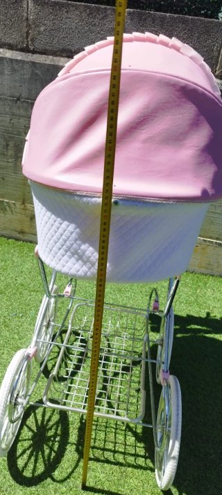 Carro de muñecas Arias modelo Valentina