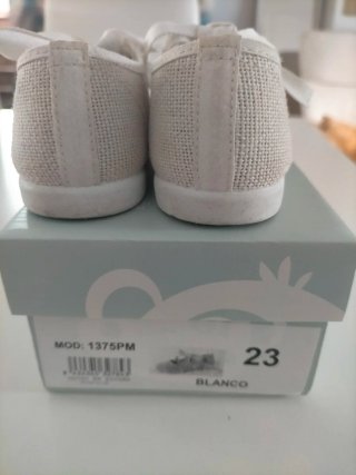 Merceditas Pisamonas Talla 23 Blancas Lazo.