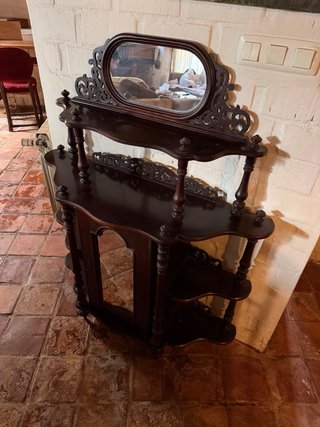 Muebles de madera noble hechos a mano