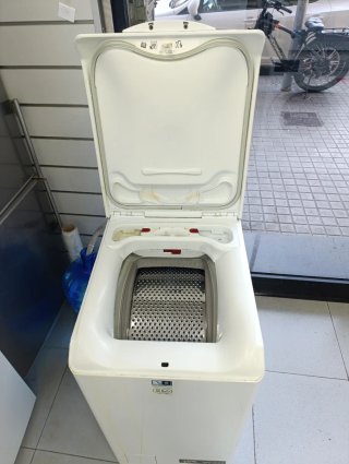 Lavadora Carga Superior AEG 7kg