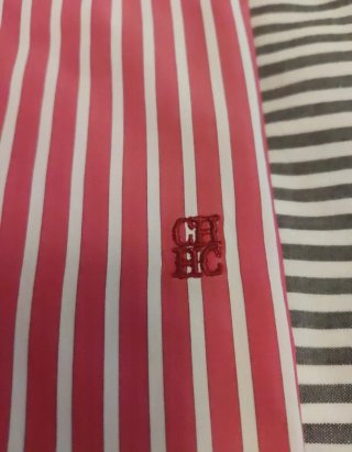 Camisa Carolina Herrera Rayas Rojas Talla M