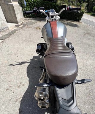 BMW nine T Scrambler 2021