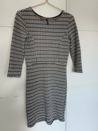 Vestido estampado blanco y negro