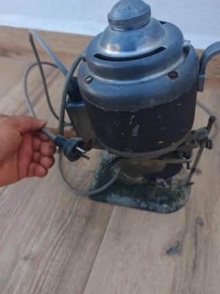 Máquina Cortar Tela Industrial Antigua