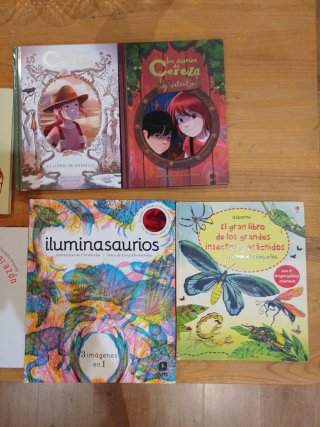 Pack libros 3€/ud. Mínimo pedido 5 uds.