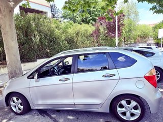 Honda FR-V 2010 en garantia