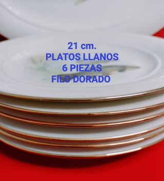 Vajilla de porcelana con peces