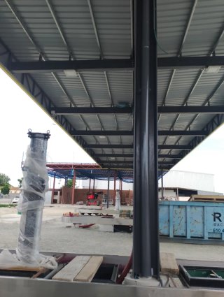 Soldador de estructuras metálicas en general