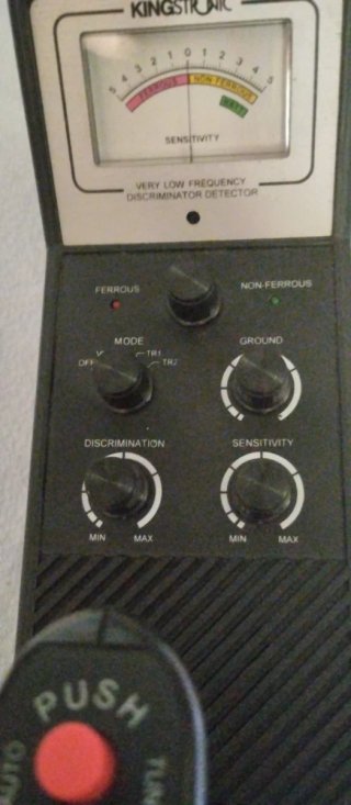 Detector de metales con auriculares