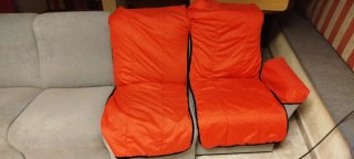 Sofá modular 4 plazas beige y naranja