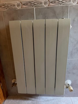 Radiador de agua aluminio blanco 60x40