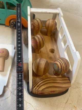 Coches de madera artesanales
