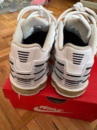 Nike Air Max Plus III Blancas y Negras